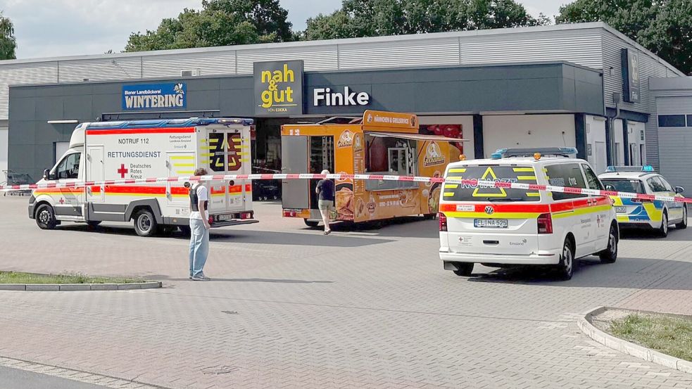 Ein Mensch wurde bei einem Angriff im Emsland lebensgefährlich verletzt. Foto: Matthias Brüning/TNN/dpa
