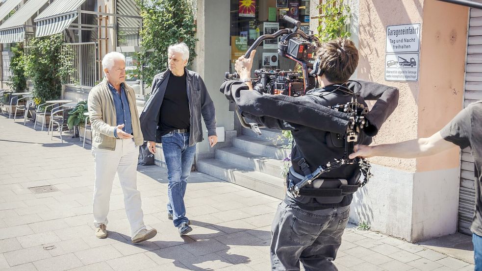 Die Schauspieler verabschieden sich gemeinsam, ihre Rollen gehen zusammen in Pension. Foto: BR/NEUESUPER GmbH/dpa