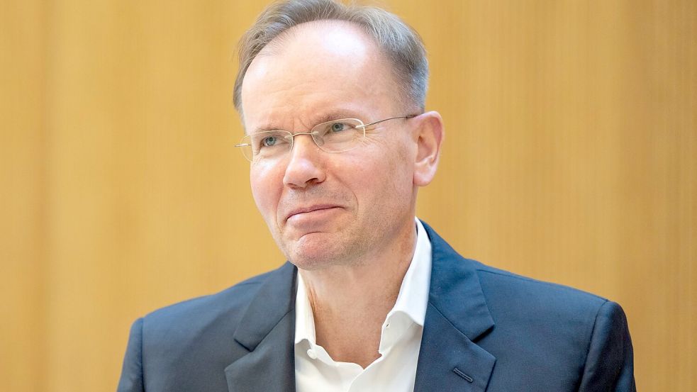 Ex-Vorstandschef Braun steht im Zentrum des Prozesses. Foto: Lennart Preiss/dpa