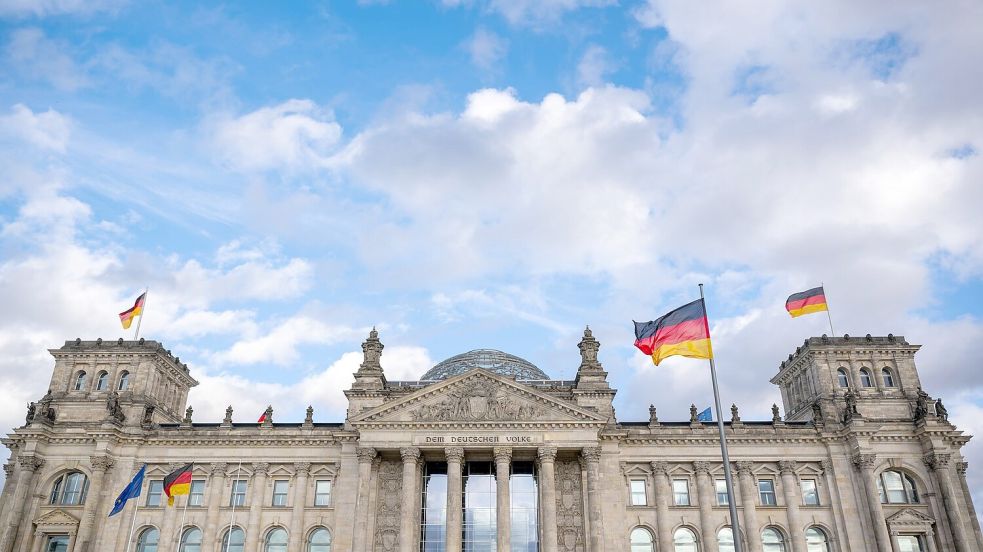 Spannung im Bundestag am letzten Tag vor der Sommerpause. (Archivbild) Foto: Monika Skolimowska/dpa