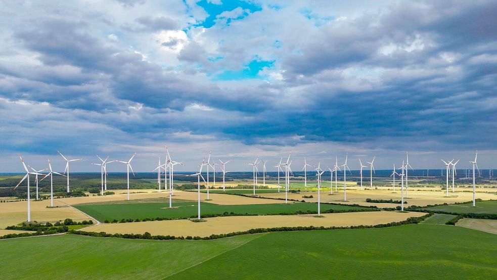 Nie zuvor wurden so viele neue Windräder in Deutschland genehmigt. Foto: Patrick Pleul/dpa