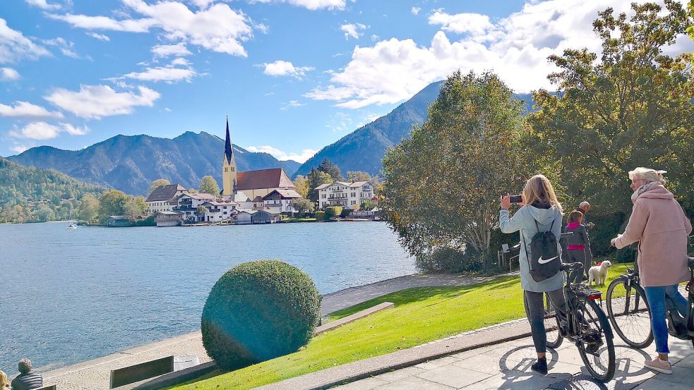 Unerschwinglichste Wohnregion Deutschlands: der Tegernsee. (Symbolbild) Foto: Georg Weindl/dpa-tmn
