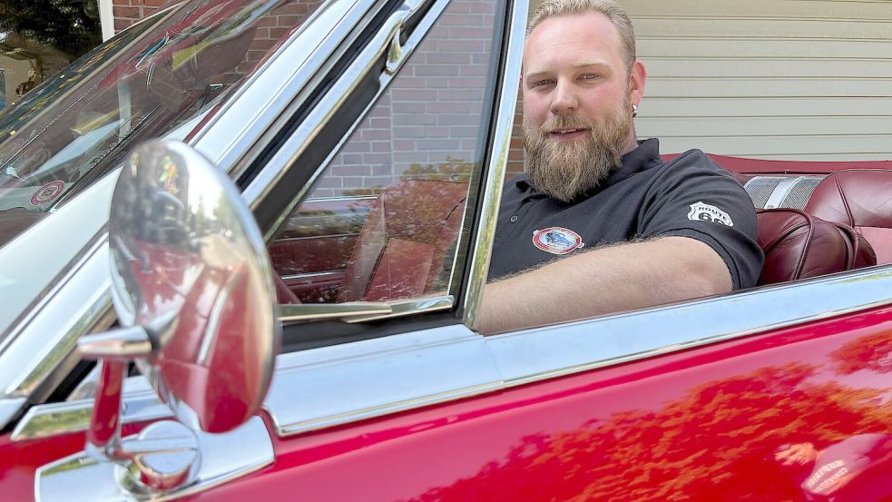 Der Cadillac DeVille ist eines der Lieblingsstücke von Dennis Henkel. Foto: Dirk Hellmers
