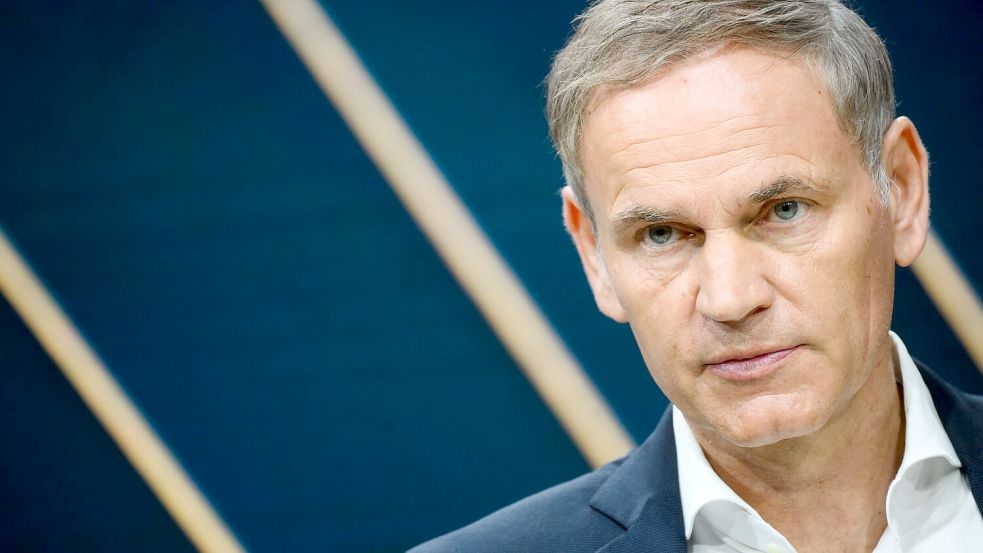 Porsche-Chef Blume: „Unsere Rahmenbedingungen haben sich in kurzer Zeit massiv verschlechtert“. (Archivbild) Foto: Julian Stratenschulte/dpa