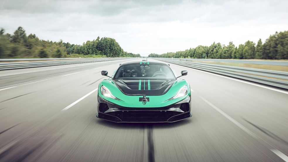 Von 0 auf 400 km/h und zurück in den Stillstand in 25,79 Sekunden: Damit hat der Rimac Nevera R in Papenburg den bisherigen Weltrekord um gut zwei Sekunden gebrochen. Foto: Rimac
