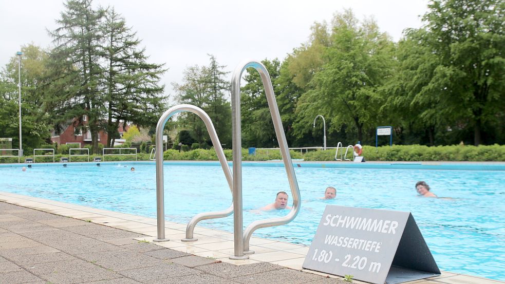 Am Burfehner Weg gab es früher auch ein Freibad. Beim Neubau des Hallenbades wurde auf ein Außenbecken beziehungsweise ein Freibad verzichtet. Foto: Jonas Bothe/Archiv