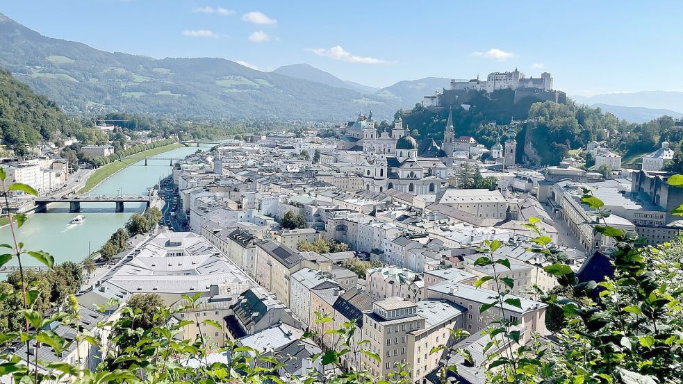 Blick auf die Festspielstadt Salzburg. (Archivbild) Foto: Anita Arneitz/dpa-tmn