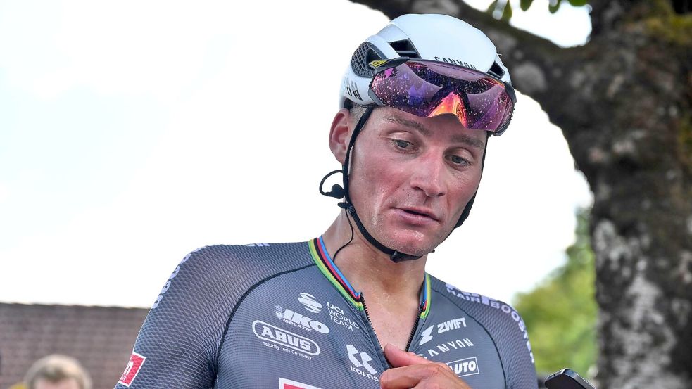 Der Niederländer Mathieu van der Poel musste bei der Tour de France wegen einer Lungenentzündung aufgeben. Foto: Marco Bertorello/Pool AFP/AP/dpa