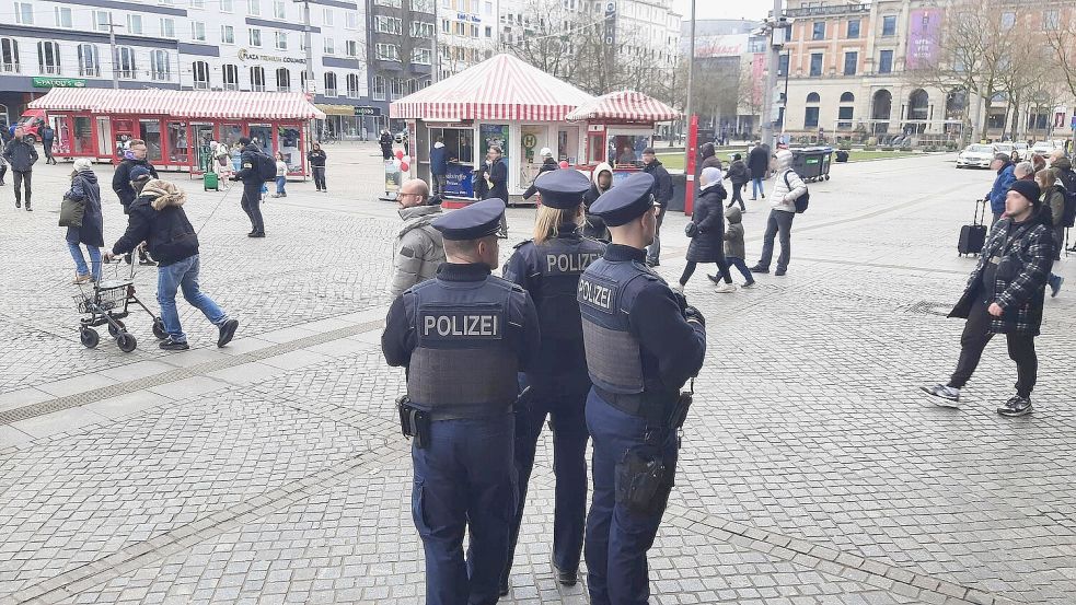 Am 20. Juli kontrollierte die Bundespolizei Bremen 90 Personen am Hauptbahnhof und stellte zahlreiche Verstöße und Fahndungsausschreibungen fest. Foto: Bundespolizei Bremen