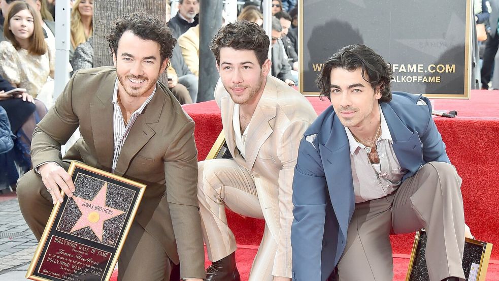 Kevin, Nick und Joe Jonas wurden jung berühmt - und mit unangemessenen Fragen konfrontiert. (Archivbild) Foto: Jordan Strauss/Invision via AP/dpa