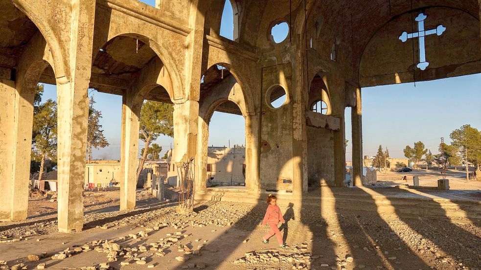 In Syrien und dem benachbarten Irak sind schätzungsweise 2.500 Kämpfer aktiv. (Archivbild) Foto: Bernat Armangue/AP/dpa