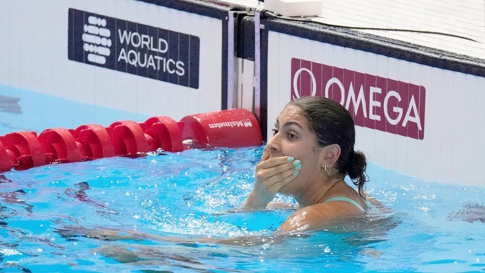 Anna Elendt konnte kaum glauben, dass sie Gold gewonnen hat. Foto: Lee Jin-man/AP/dpa