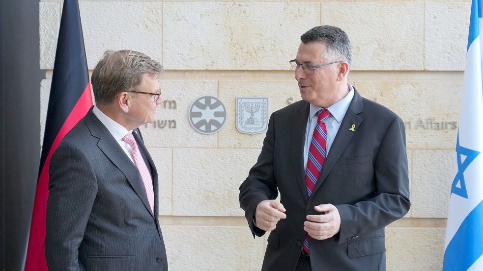 Der Außenminister hat in Jerusalem mit seinem israelischen Kollegen Saar über die humanitäre Lage in Gaza gesprochen. Foto: Soeren Stache/dpa