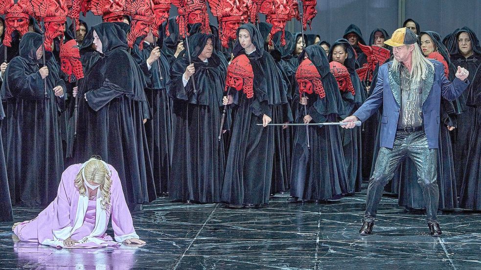 Eine Szene aus der Oper „Götterdämmerung“. Foto: Enrico Nawrath/Bayreuther Festspiele/dpa
