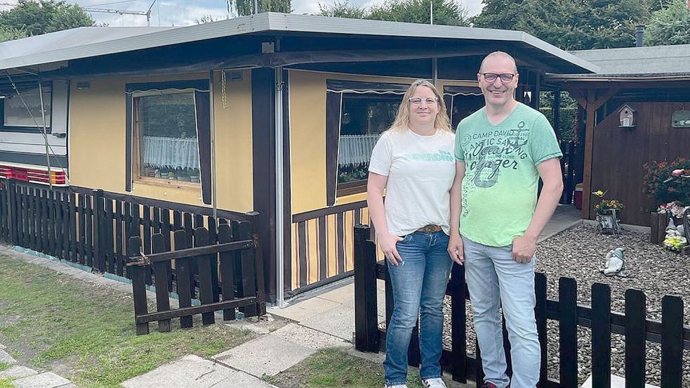 Sie leiten den Platz: Maren und Heiko Deeken kümmern sich um ihre Mieter an der Talsperre. Foto: Schmidt