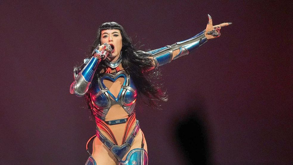 Beim medizinischen Notfall eines Fans hat Popstar Katy Perry umsichtig reagiert. (Archivbild) Foto: Chris Pizzello/Invision/AP/dpa