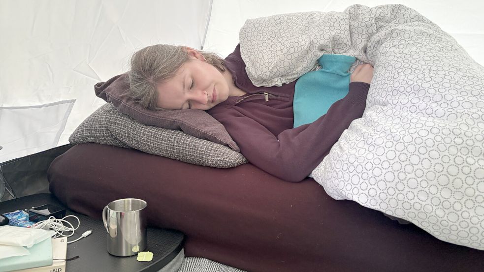 Deike geht es am ersten Tag des „Ausgesetzt“-Projektes „gar nicht gut“ (Zitat Mit-Volontärin Leona). Foto: Pia Pentzlin