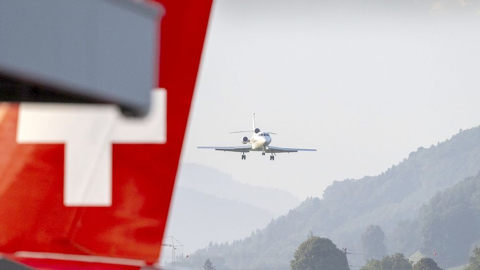 Kehrt mit leeren Händen zurück: die Bundespräsidentin konnte den Zollschock nicht abwenden. Foto: Peter Schneider/KEYSTONE/dpa
