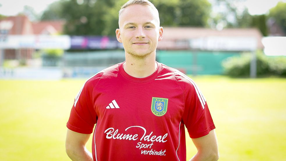 Pewsums Jannik Stomberg traf doppelt. Foto: Jens Doden/Emden