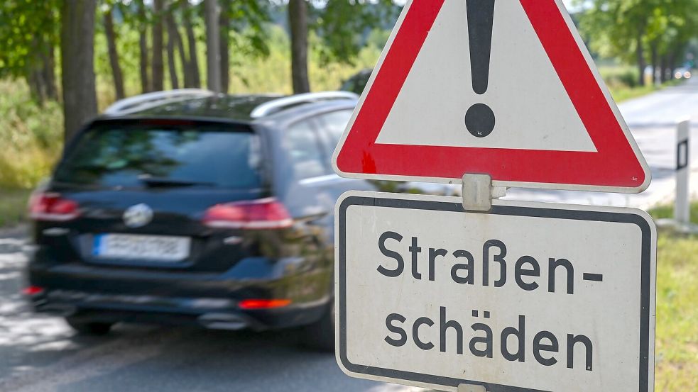 Tausende Kilometer Straßen und Schienen sind reparaturbedürftig. (Archivbild) Foto: Patrick Pleul/dpa-Zentralbild/ZB