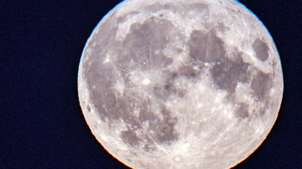 Kann man in fünf Jahren einen Reaktor auf dem Mond bauen? (Archivbild) Foto: Jens Büttner/dpa