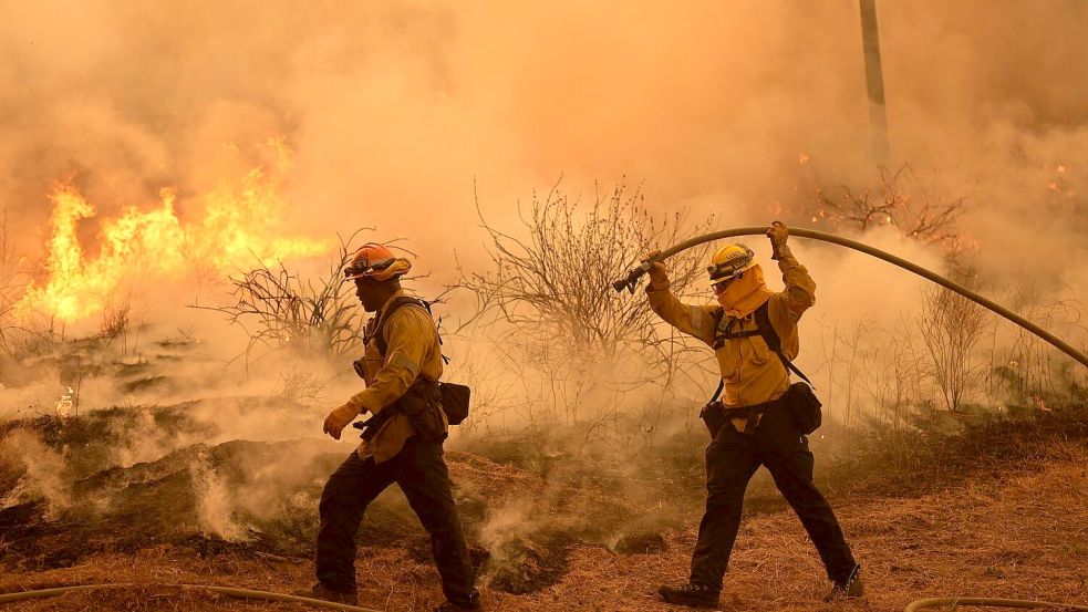 Etwa 60 Kilometer nordwestlich von Los Angeles ist das „Canyon Fire“ ausgebrochen. Foto: Marcio Jose Sanchez/AP/dpa