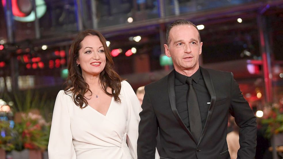 Waren lange das wohl glamouröseste Paar im politischen Berlin: Ex-Außenminister Heiko Maas (SPD) und Schauspielerin Natalia Wörner. (Archivbild) Foto: Britta Pedersen/dpa