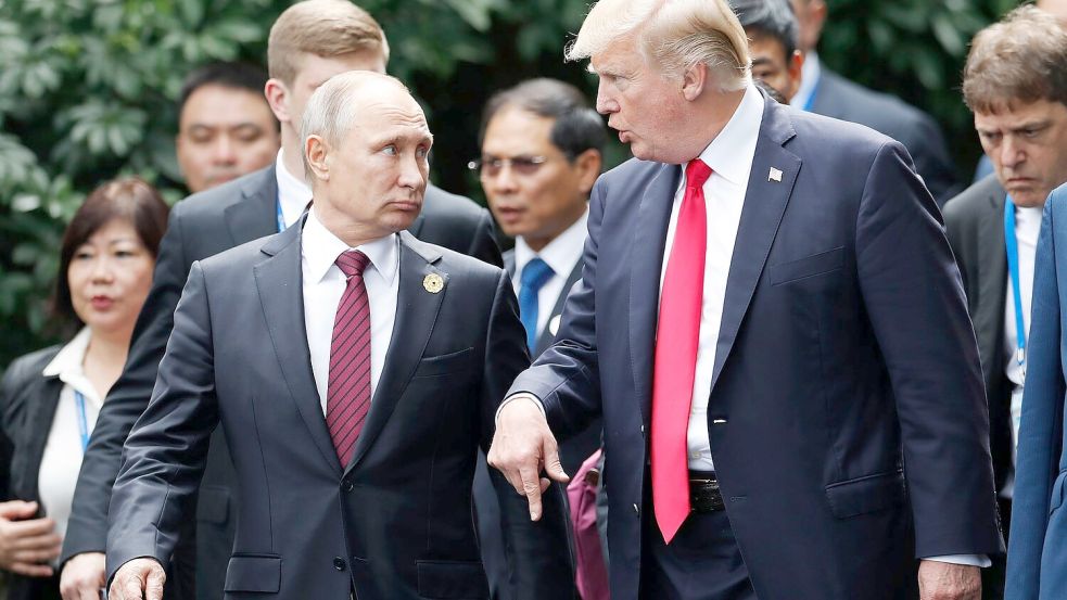 Der russische Präsident Wladimir Putin und US-Präsident Donald Trump wollen bei ihrem Gipfel über den Ukraine-Krieg sprechen. (Archivbild) Foto: Jorge Silva/Reuters Pool/dpa