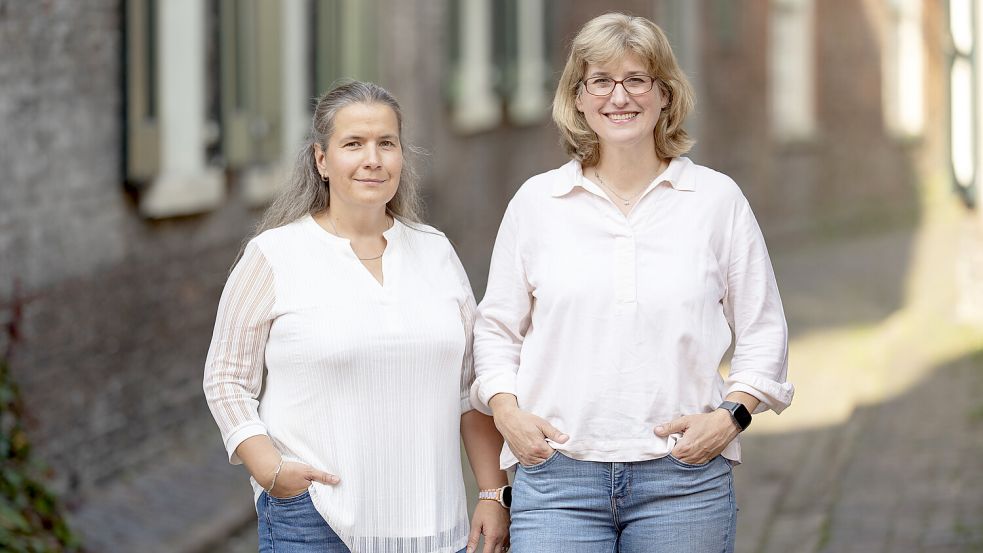 Beatrix Müller (links) und Hannah Poppinga möchten mit ihrer Pflegeberatung die Qualität der häuslichen Pflege sicherstellen. Außerdem bieten sie eine Alltagsbegleitung an. Foto: Nael Naguib