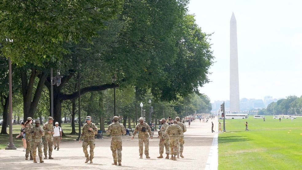 Die US-Regierung hat Washington unter Bundeskontrolle gestellt - die Nationalgarde patrouilliert durch die Hauptstadt. Foto: Jacquelyn Martin/AP/dpa