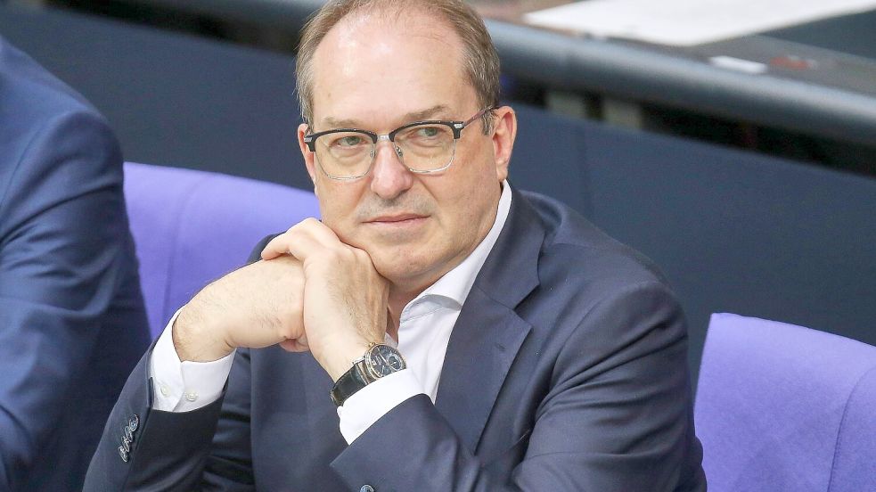 Innenminister Alexander Dobrindt (CSU) hat an der deutschen Universität studiert, wo die meisten Bundestagsabgeordneten ihren Abschluss geamacht haben. Foto: IMAGO/dts Nachrichtenagentur
