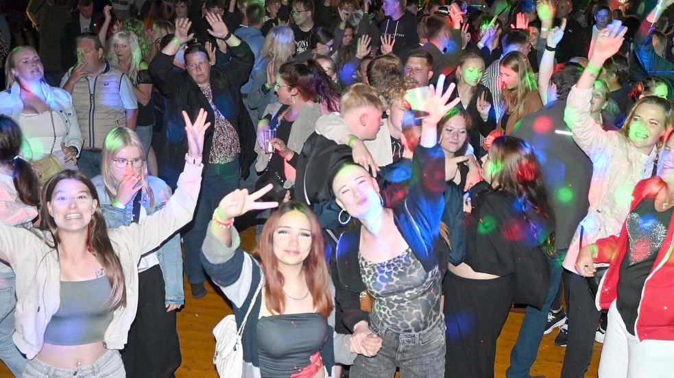 Mehr als 1200 Besucher kamen zum Seefest nach Steenfelde und hatten viel Spaß. Foto: Holger Weers