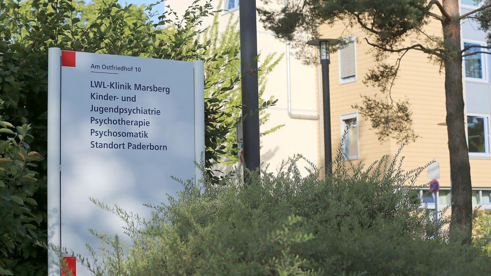 In dieser LWL-Klinik soll eine 13-Jährige eine Betreuerin angegriffen und verletzt haben. (Archivbild) Foto: Christian Müller/dpa