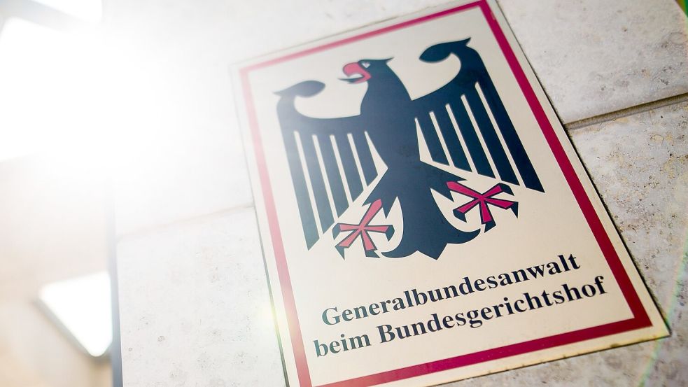 Die Bundesanwaltschaft hat einen mutmaßlichen IS-Unterstützer angeklagt. (Archivbild) Foto: Christoph Schmidt/dpa