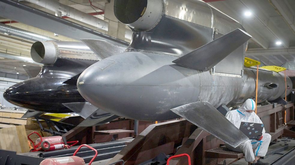 Die Ukraine baut selbst neue Marschflugkörper vom Typ Flamingo. Foto: Efrem Lukatsky/AP/dpa
