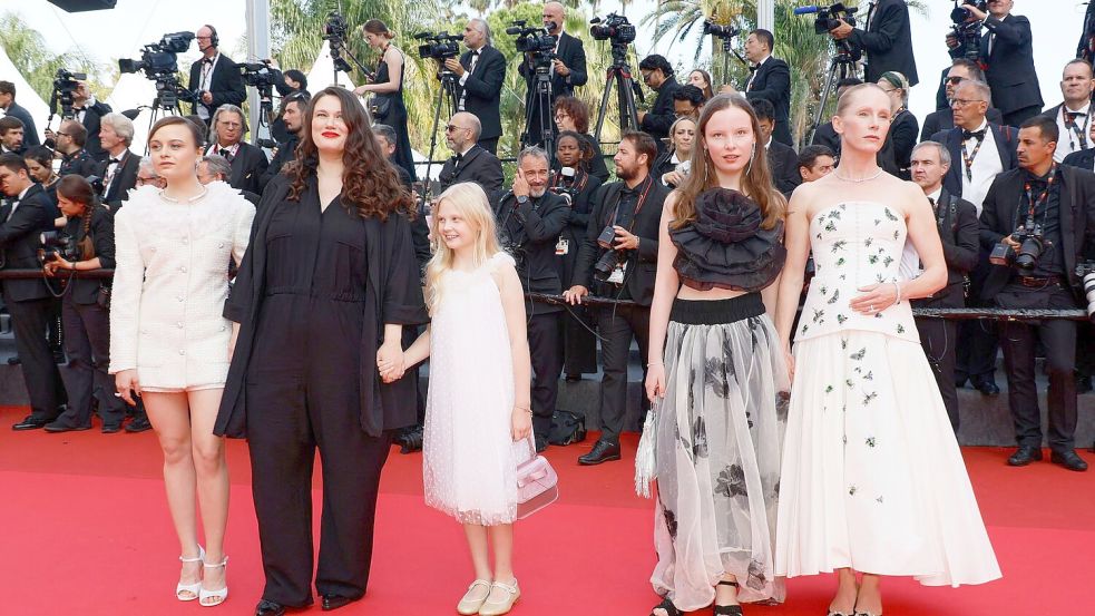 Der Cast des Films zeigte sich in Cannes auf dem Teppich. (Archivbild) Foto: Joel C Ryan/Invision/AP/dpa