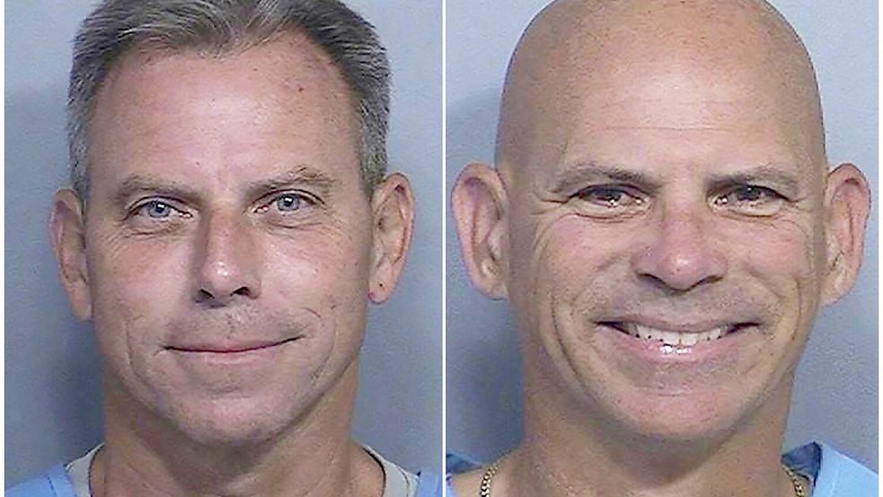Für Erik Menendez (l.) gibt es erst einmal keine vorzeitige Haftentlassung. (Archivfoto) Foto: Uncredited/California Dept. of Corrections via AP/dpa