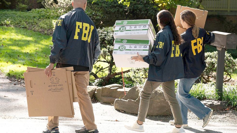 Das FBI durchsucht Boltons Haus. Foto: Jose Luis Magana/FR159526 AP/AP/dpa