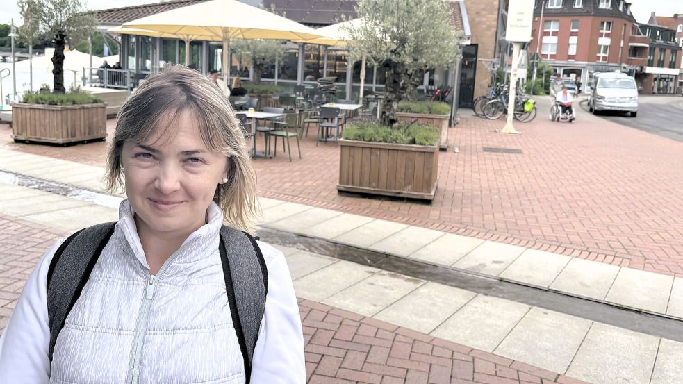 Für einen Tagesausflug ist Olena Kosovtseva nach Leer gekommen. Foto: Vera Vogt