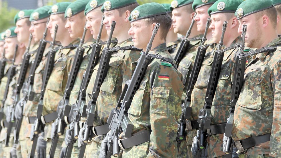 Die Ukraine fordert verlässliche Sicherheitsgarantien gegenüber Russland. Dazu sei auch die Präsenz ausländischer Truppen – etwa der deutschen Bundeswehr – nötig. Foto: dpa / Uwe Meinhold