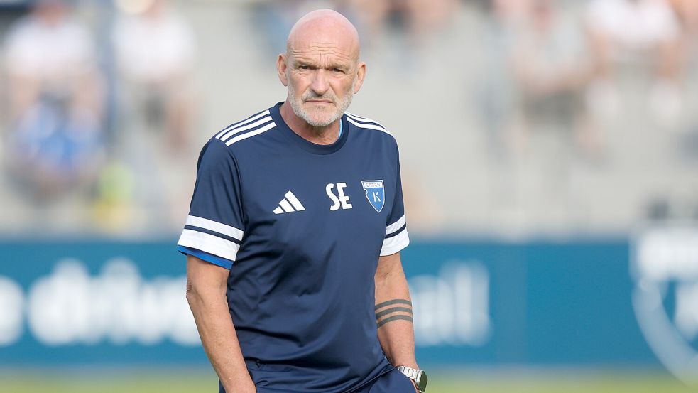 Kickers-Trainer Stefan Emmerling konnte mit dem Auftritt seiner Mannschaft nicht wirklich zufrieden sein. Archivfotos: Jens Doden