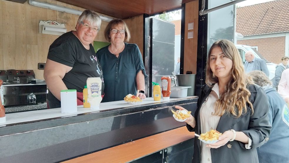 Für Essen und Getränke war auf dem Sommerfest ausreichend gesorgt.