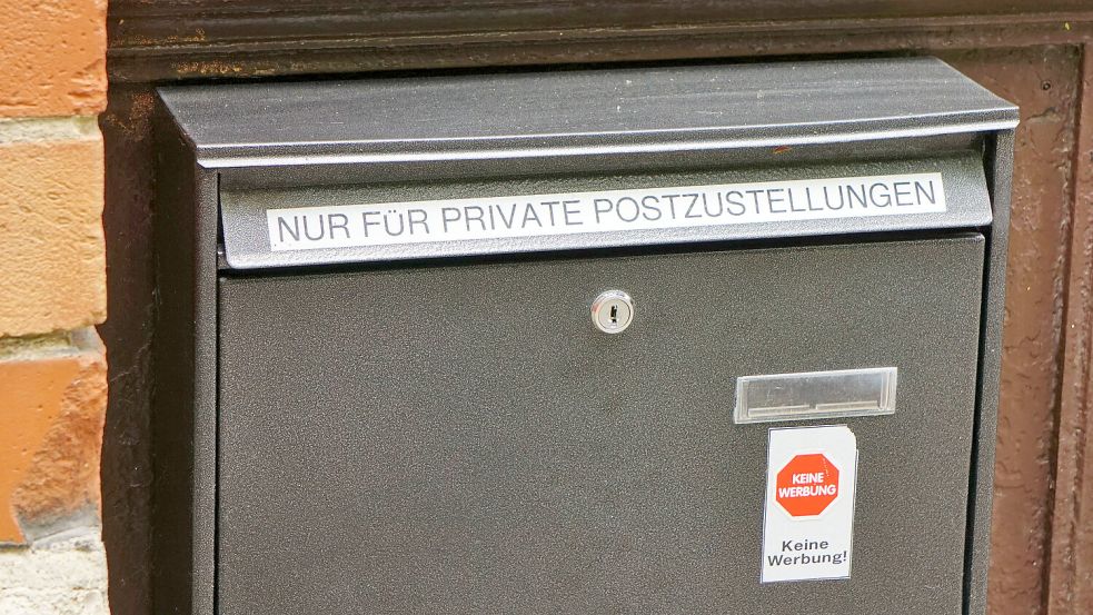 Denn sie wissen, wo Sie wohnen: Ein Bundesgesetz erlaubt es Parteien, gezielt nach Wähleranschriften zu fragen. Foto: IMAGO/CHROMORANGE