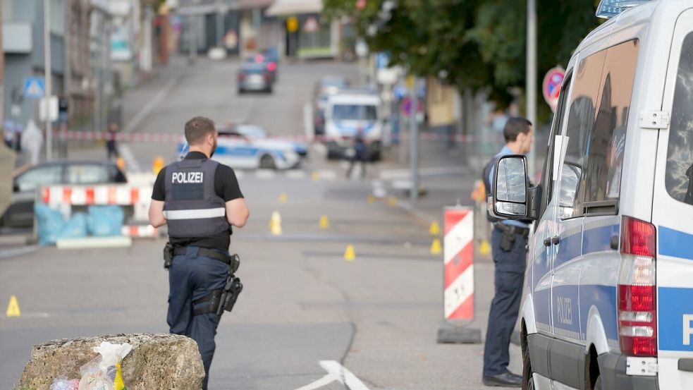 Ein 34-jähriger Polizist war vor einer Woche bei einem Einsatz gestorben. (Archivbild) Foto: Patrick von Frankenberg/dpa