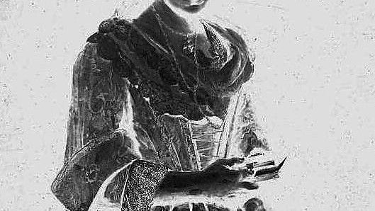 Die Schwarzweißaufnahme zeigt das geraubte Gemälde „Porträt einer Dame (Contessa Colleoni)“. Foto: Jacques Goudstikker