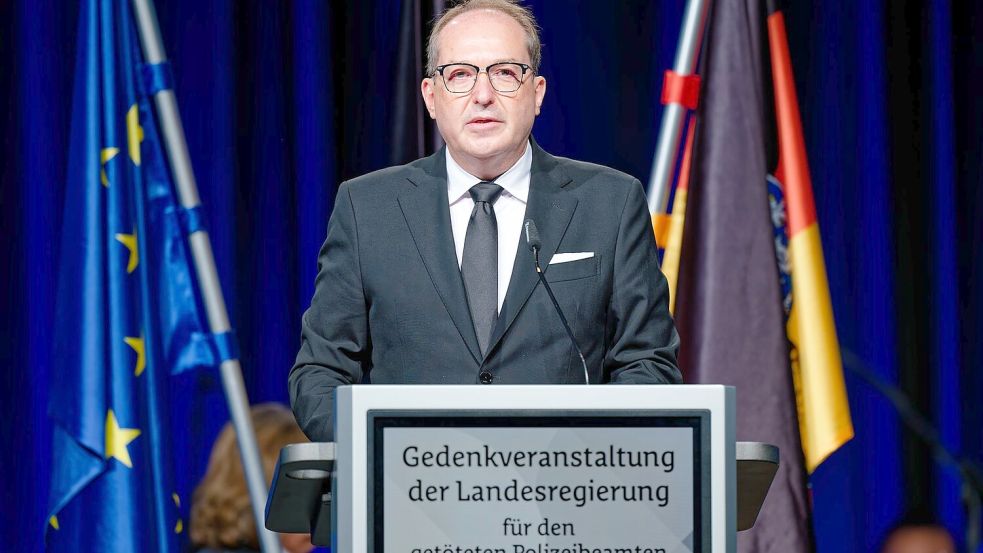 Bundesinnenminister Alexander Dobrindt sprach von einer schrecklichen Tat. Foto: Uwe Anspach
