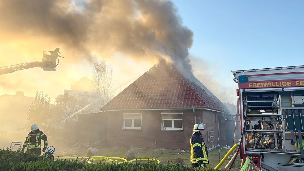 Durch das Feuer wurde das Wohnhaus an der Gartenstraße in Ostrhauderfehn zerstört. Archivfoto: Marius Ammermann