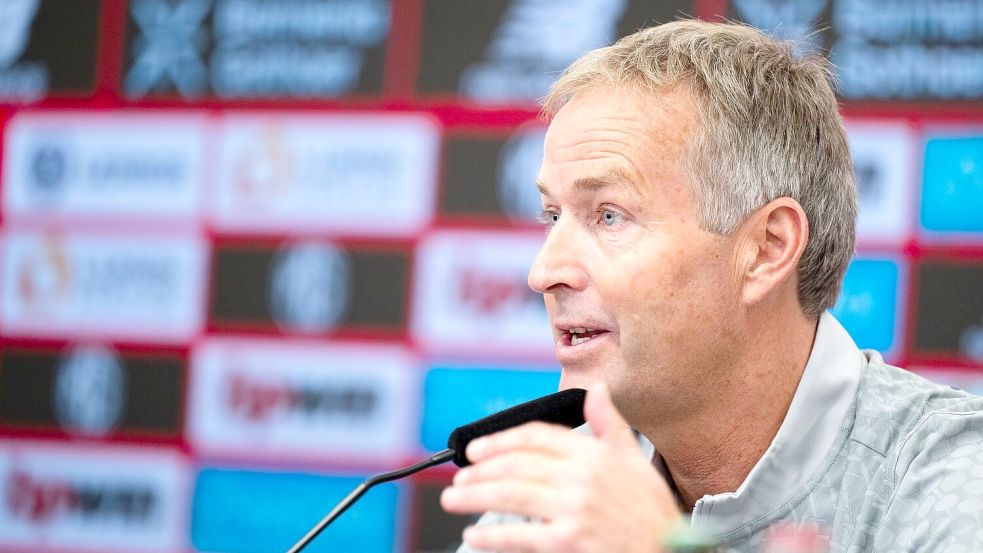 Kasper Hjulmand hat in Leverkusen viel Arbeit. Foto: Marius Becker