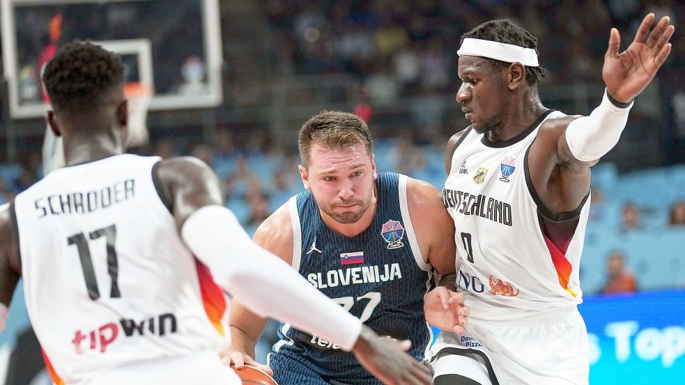 Luka Doncic stellte die deutschen Basketballer vor riesige Probleme. Foto: Sergei Grits/AP/dpa