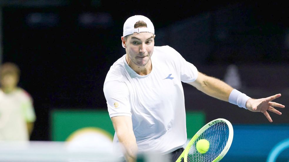 Jan-Lennard Struff bewies in seinem Match gegen Yoshihito Nishioka Nervenstärke. (Archivbild) Foto: Frank Molter